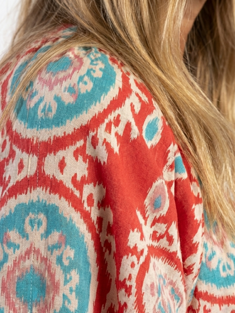 Zaria | Paisley Print V-Neck Midi Dress — Red — photo 3